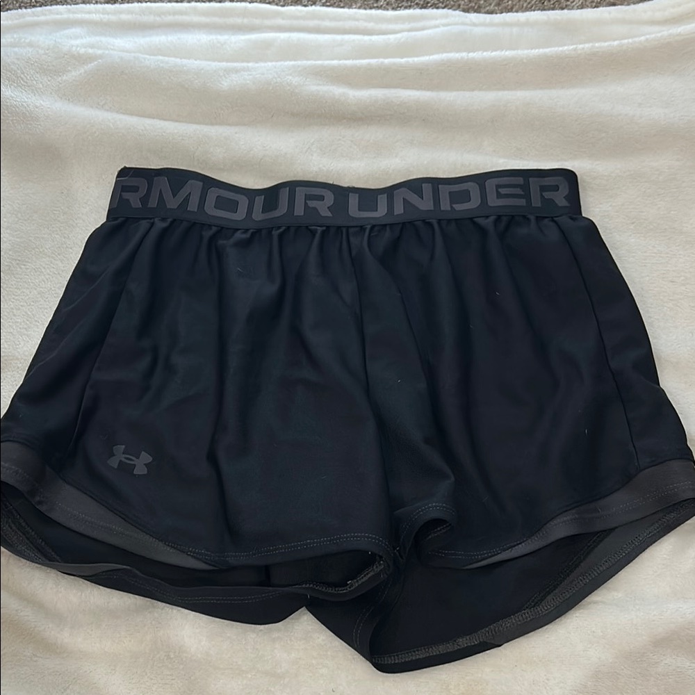 Under Armour Black Athletic Shorts Lightweight Moisture-Wicking